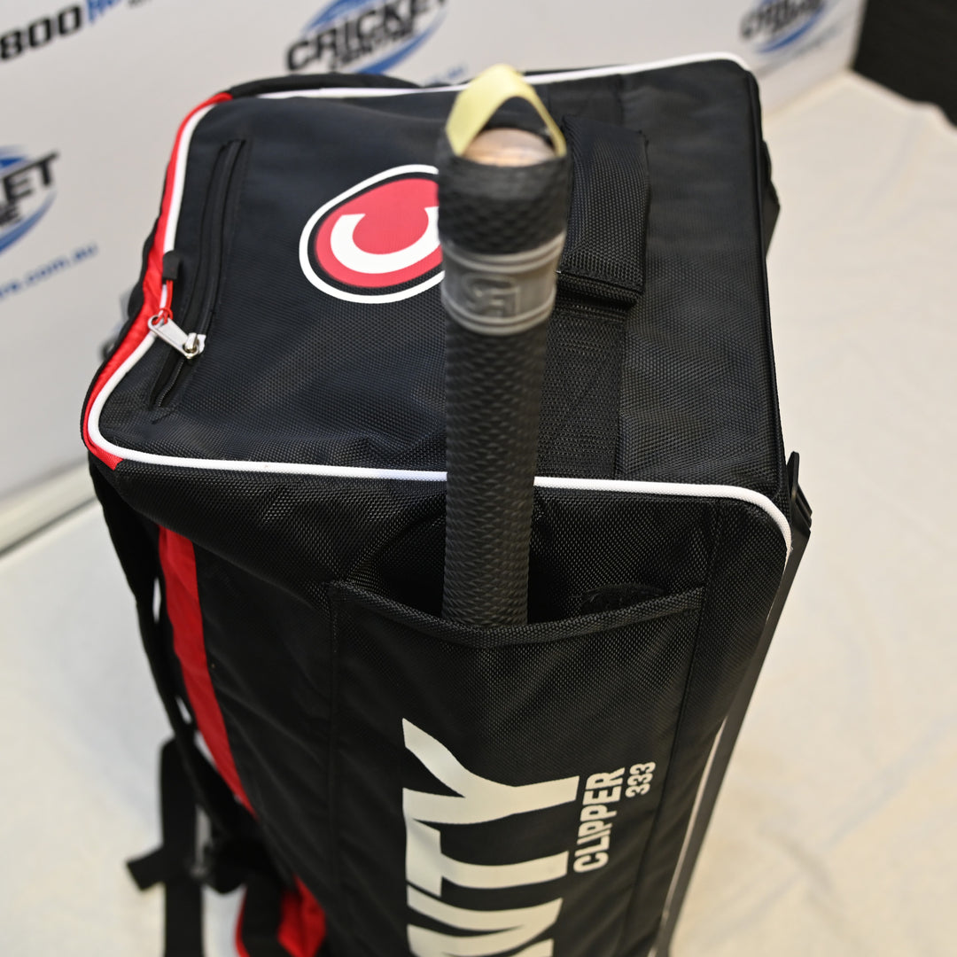 COUNTY CLIPPER 333 WHEELIE BACK PACK