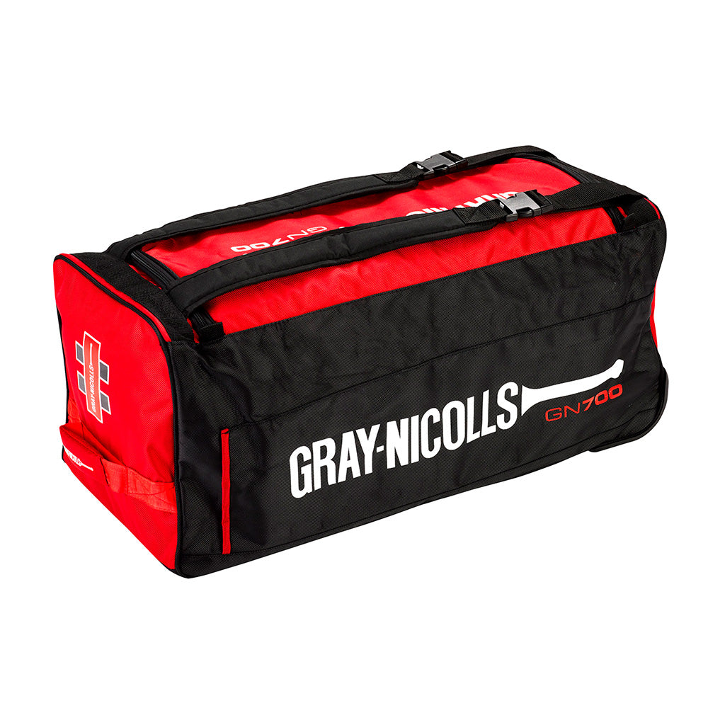 GRAY-NICOLLS 700 WHEEL BAG
