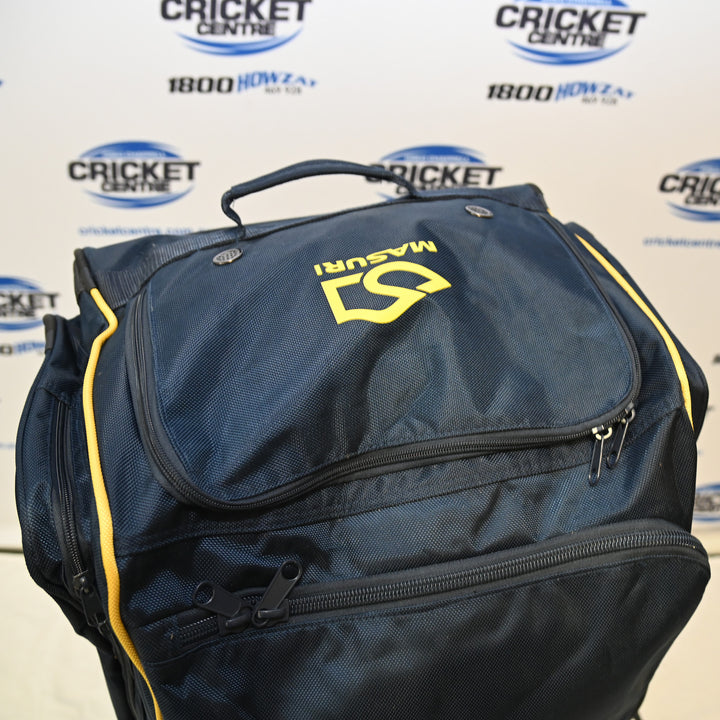MASURI E LINE DUFFLE BAG
