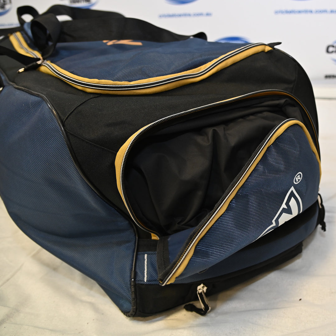 SS TON PRO EDITION WHEELIE BAG
