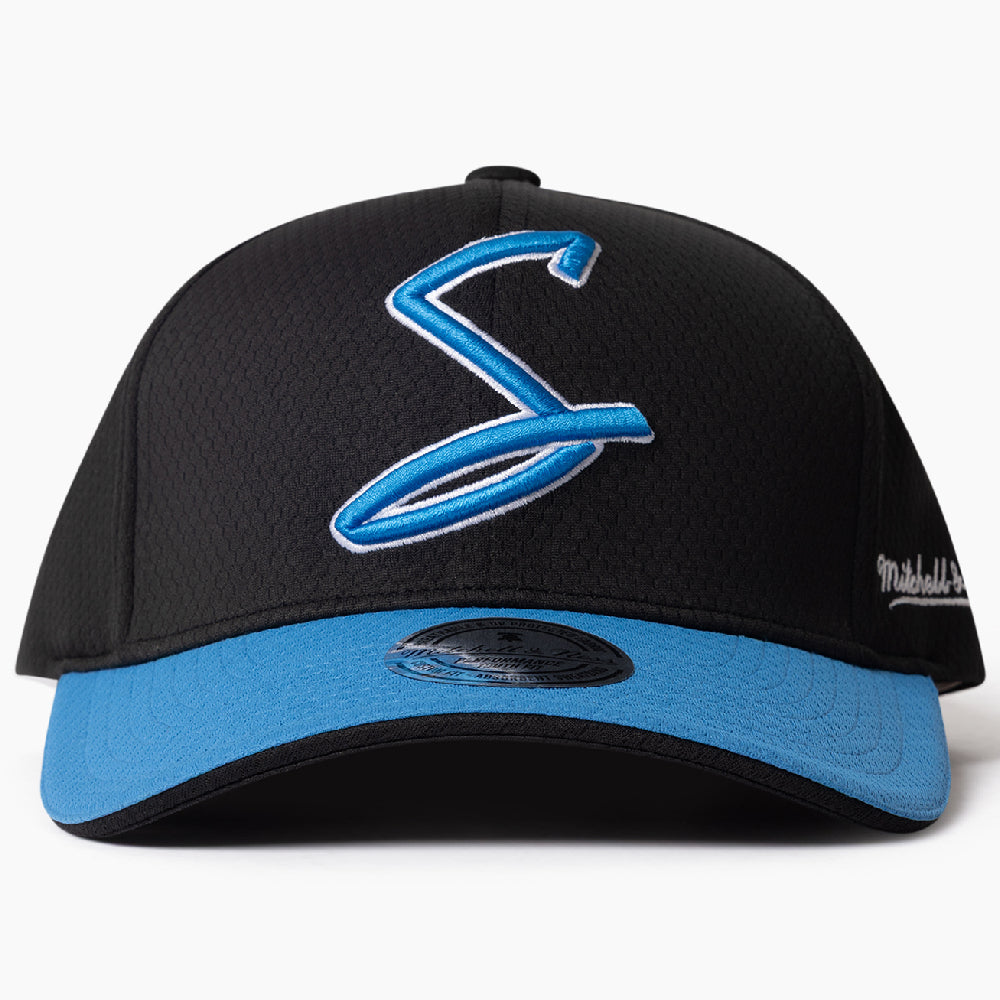 Black and blue BBL15 Adelaide Strikers cap with a logo on a white background