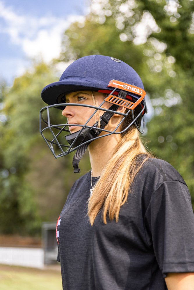 GRAY-NICOLLS ULTIMATE 360 HELMET