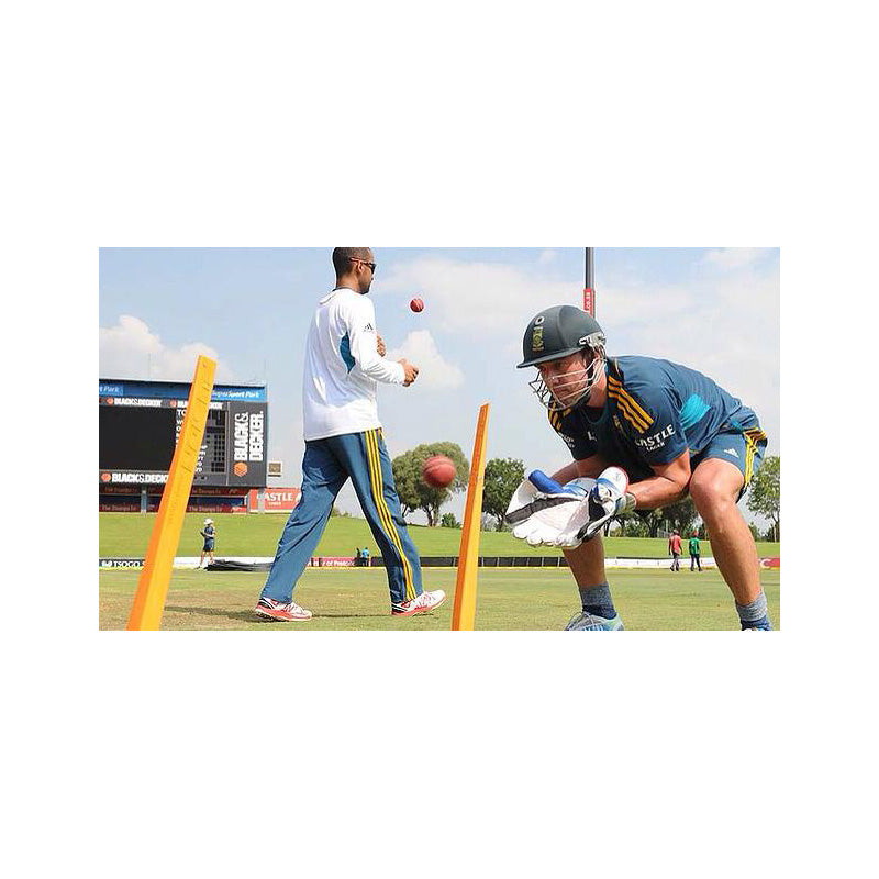 Cricketers at training using the Fusion Training cricket stumps.