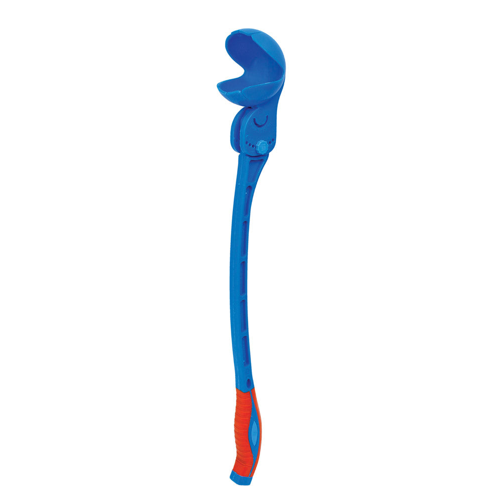 Angled shot of the Robo Arm cricket ball thrower.