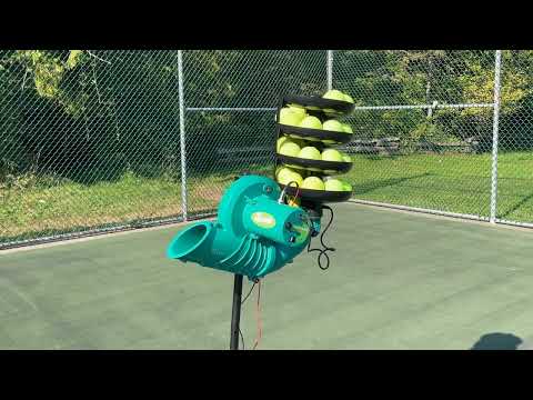 BASELINER SLAM TENNIS MACHINE WITH 12 BALL FEEDER