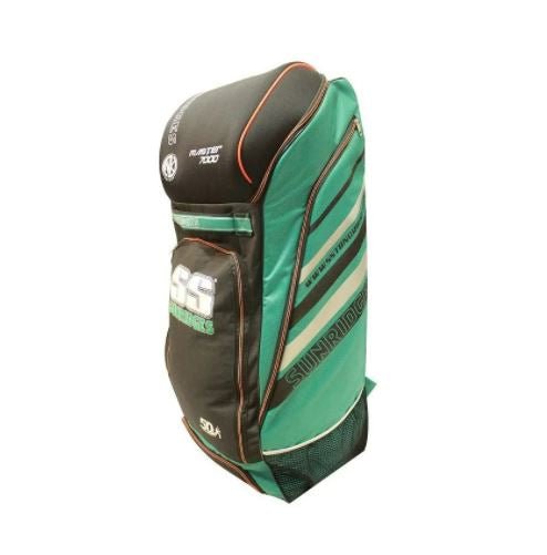 SS MASTER 7000 WHEELIE DUFFLE