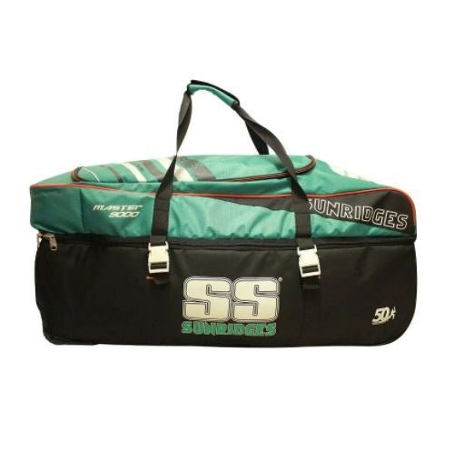 SS MASTER 9000 WHEELIE BAG