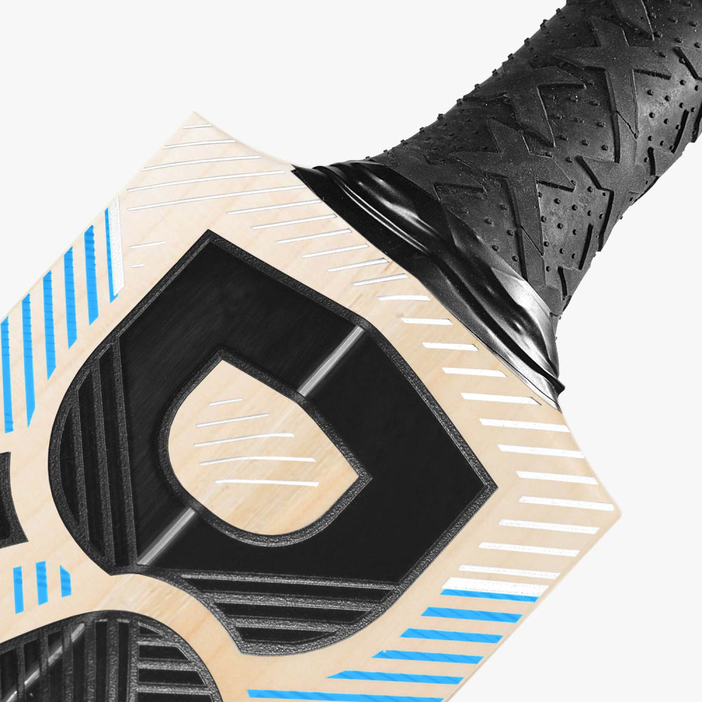 DSC XLITE XCEL CRICKET BAT EW