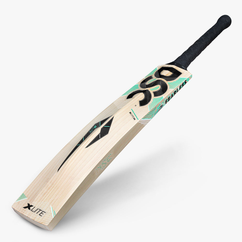 DSC XLITE XLR8 CRICKET BAT EW