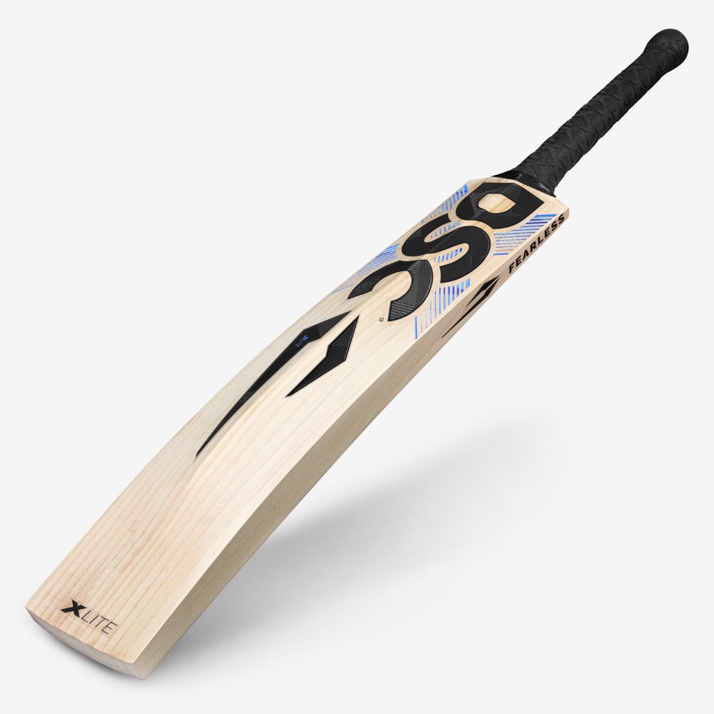 DSC XLITE XCEL EW CRICKET BAT