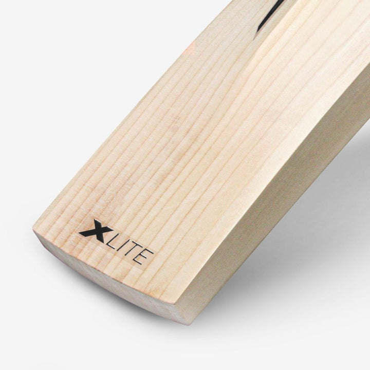 DSC XLITE XCEL EW CRICKET BAT