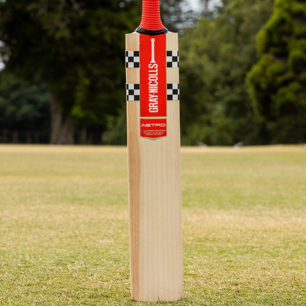 GRAY-NICOLLS ASTRO PLAYERS EDITION ENGLISH WILLOW CRICKET BAT