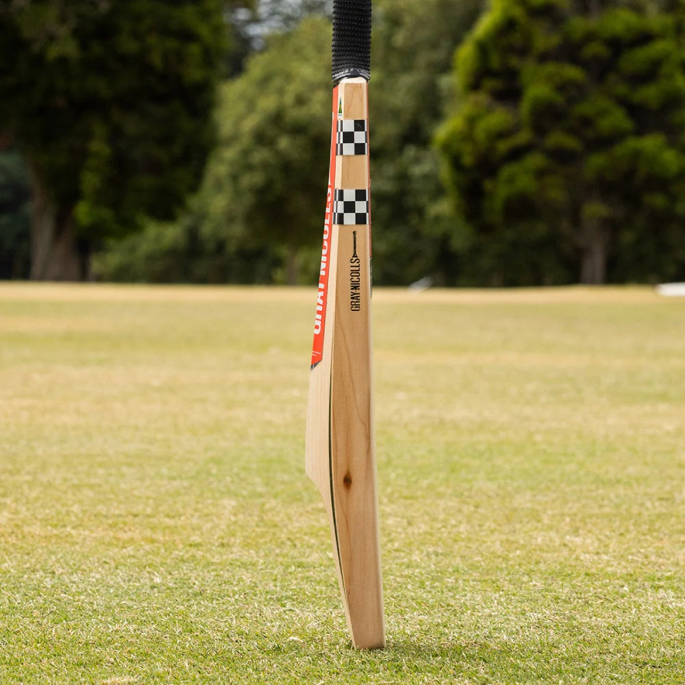 GRAY-NICOLLS SCOOP PRO BALANCE PLAYERS CRICKET BAT