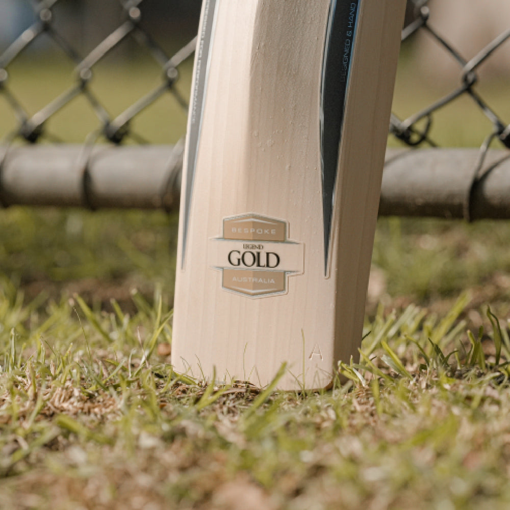 GRAY-NICOLLS LEGEND GOLD ENGLISH WILLOW CRICKET BAT