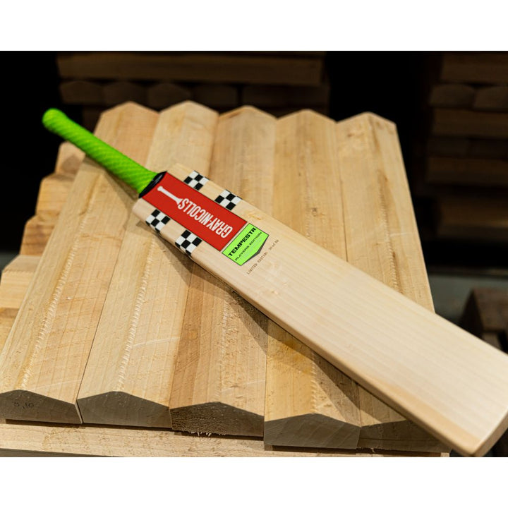 GRAY-NICOLLS BABAR AZAM TEMPESTA PLAYERS LE CRICKET BAT 24