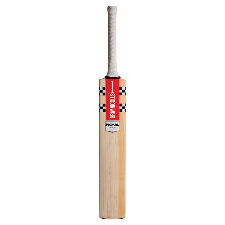 GRAY-NICOLLS NOVA 2.0 750 CRICKET BAT WITH GN 'PLAY NOW'