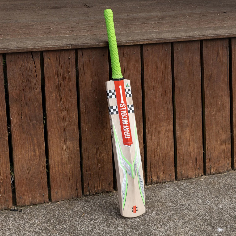 GRAY-NICOLLS TEMPESTA PLAYERS EDITION CRICKET BAT