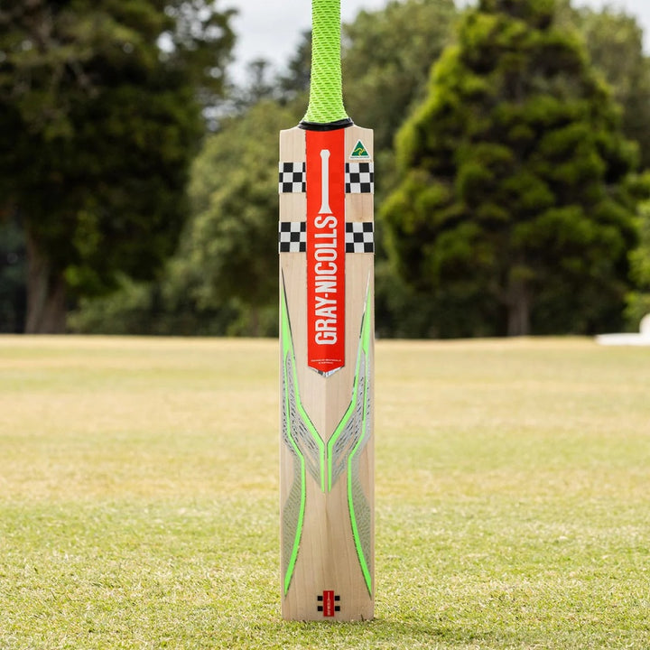 GRAY-NICOLLS TEMPESTA PLAYERS EDITION CRICKET BAT