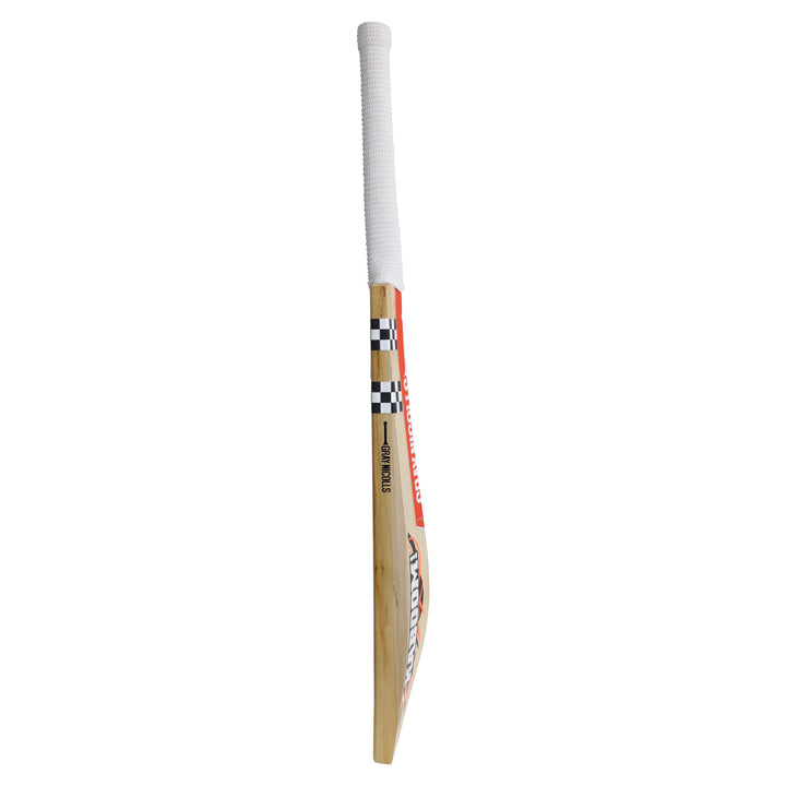 Side profile image of the Gray-Nicolls KABOOOM cricket bat.
