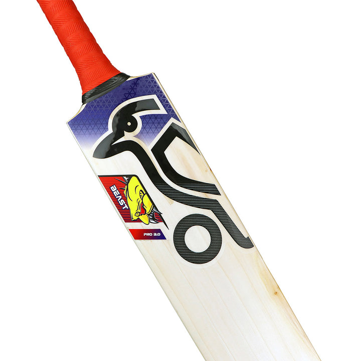 KOOKABURRA BEAST PRO 4.0 CRICKET BAT 2025