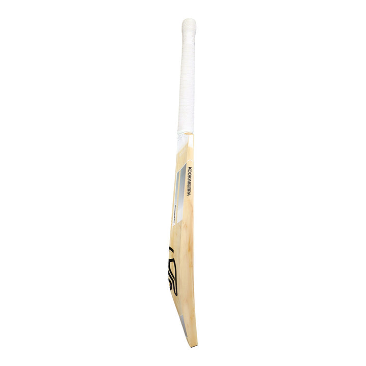 KOOKABURRA GHOST PRO 4.0 JUNIOR CRICKET BAT 2025