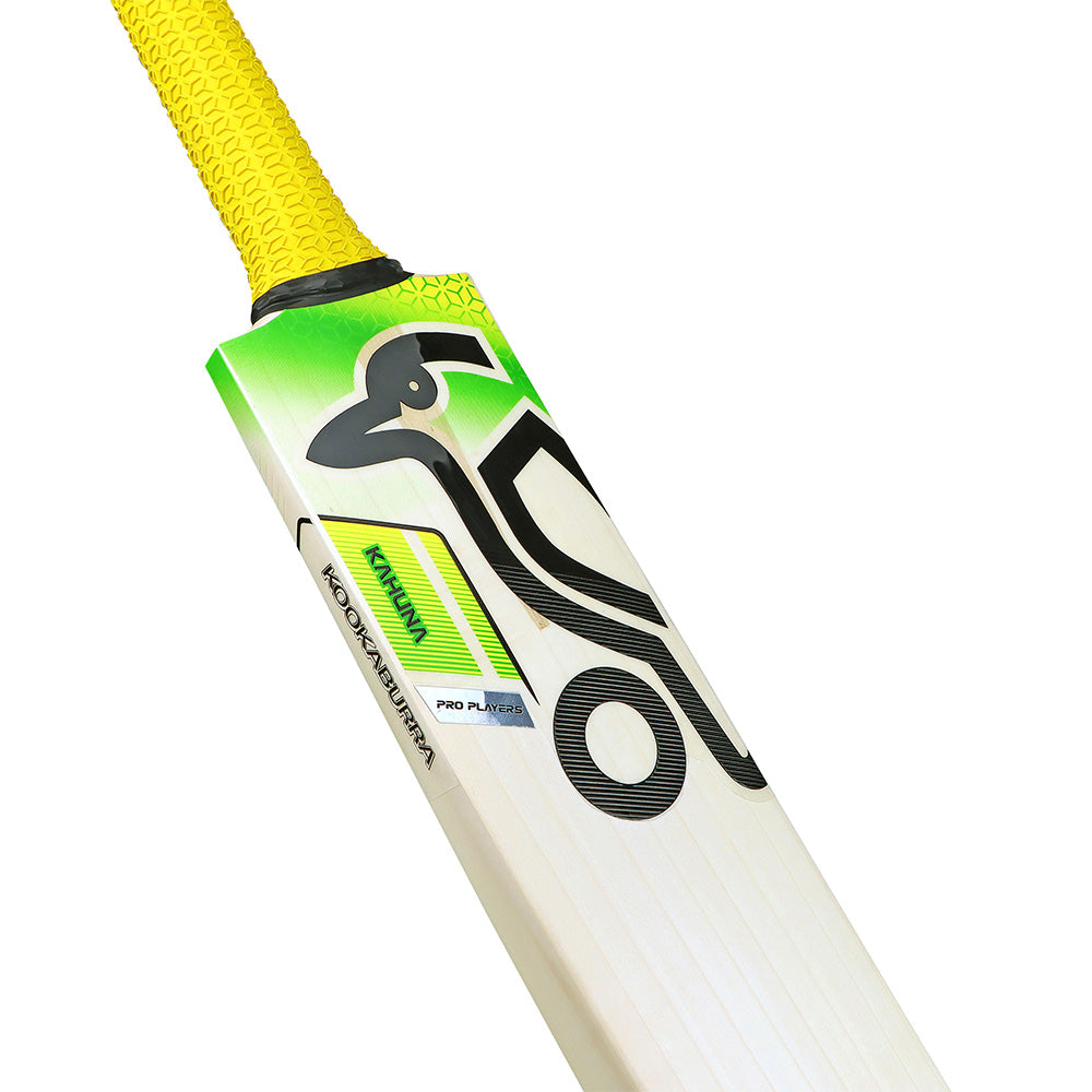 KOOKABURRA KAHUNA PRO PLAYERS CRICKET BAT 2025