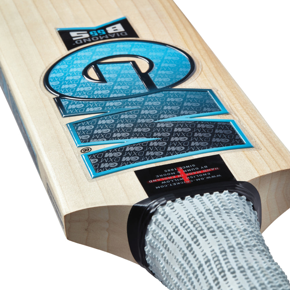 GUNN & MOORE GM DIAMOND L540 606 22 CRICKET BAT