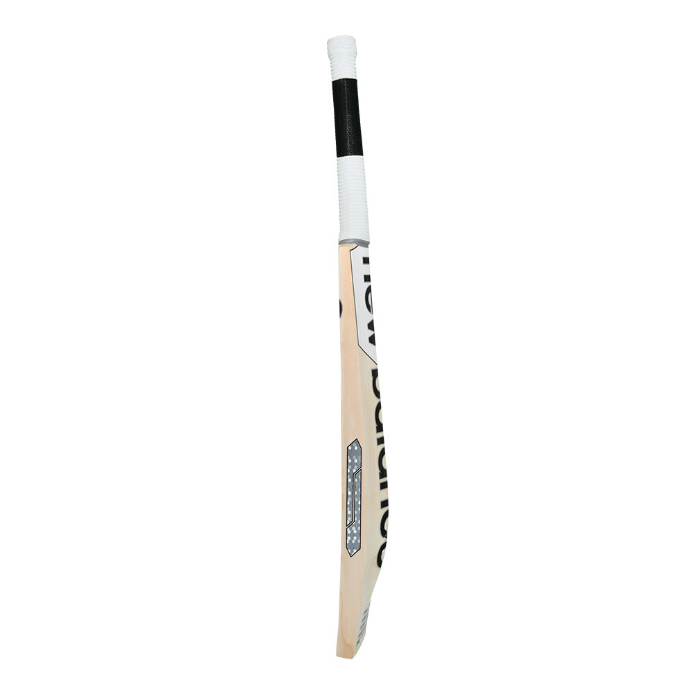 NEW BALANCE HERITAGE 600 JUNIOR CRICKET BAT EW 2025