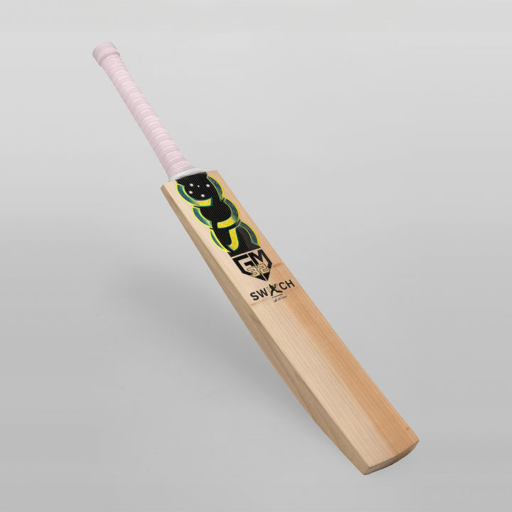 SOUTHERN CROSS CRICKET GM SWITCH GALAXY GREEN PLAYERS EW CRICKET BAT