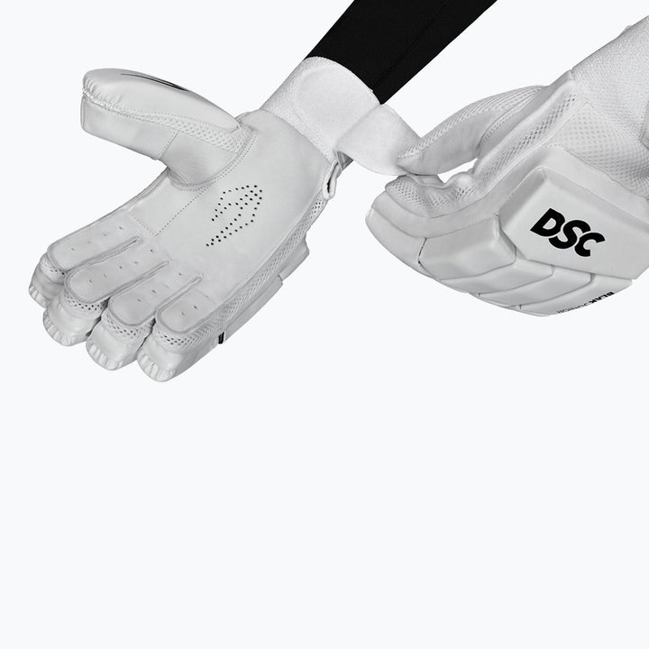 DSC BLAK JUNIOR BATTING GLOVES