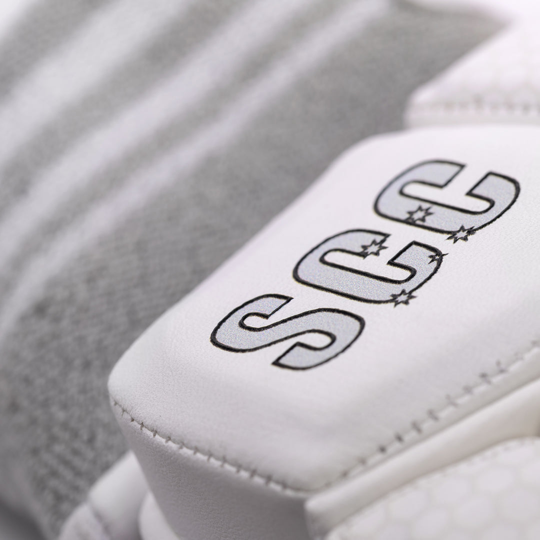 SOUTHERN CROSS CRICKET PLAYERS BATTING GLOVES