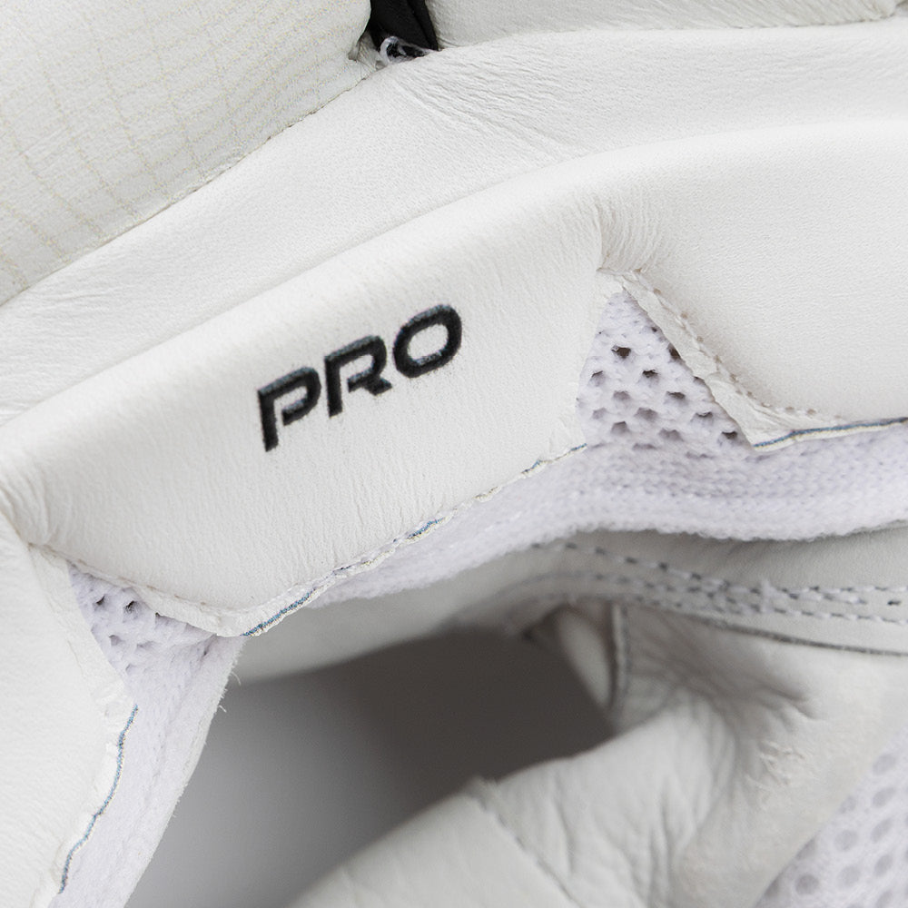 SCC CRICKET ASSASSIN PRO BATTING GLOVES