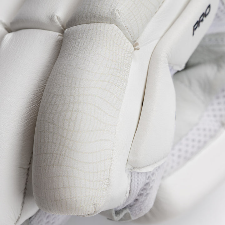 SCC CRICKET ASSASSIN PRO BATTING GLOVES