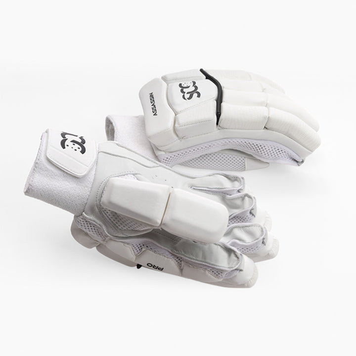 SCC CRICKET ASSASSIN PRO BATTING GLOVES