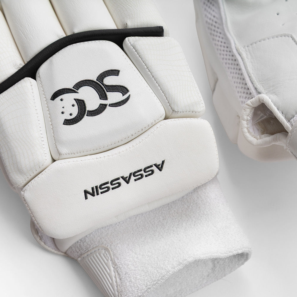 SCC CRICKET ASSASSIN PRO BATTING GLOVES