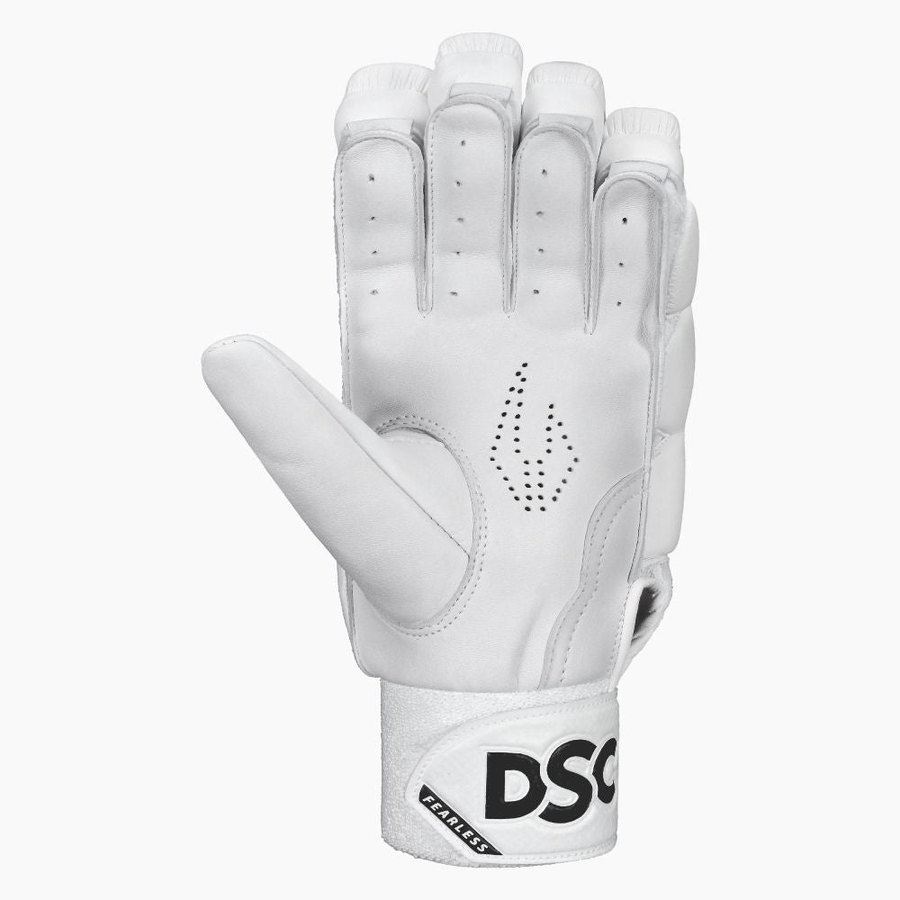 DSC BLAK KNIGHT BATTING GLOVES
