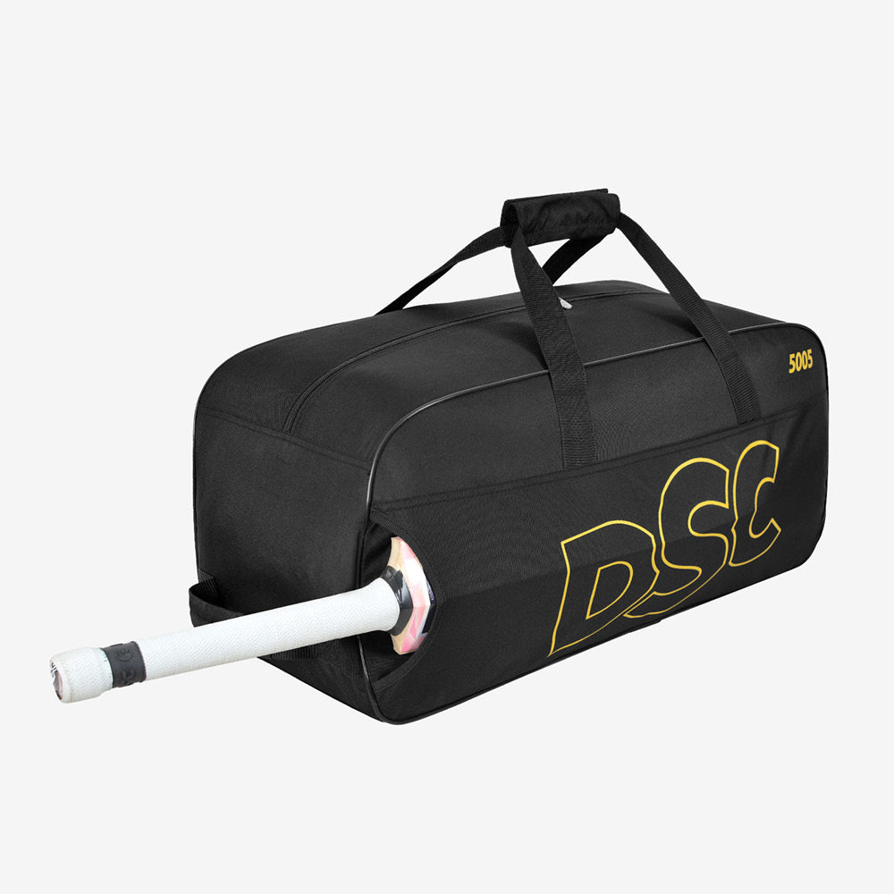 DSC 5005 SMALL WHEELIE BAG