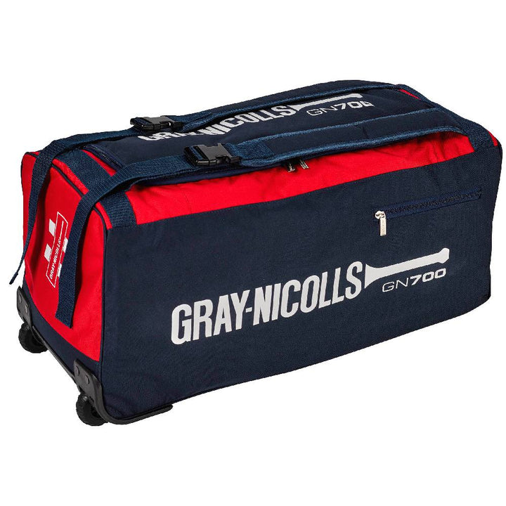 GRAY-NICOLLS 700 WHEEL BAG