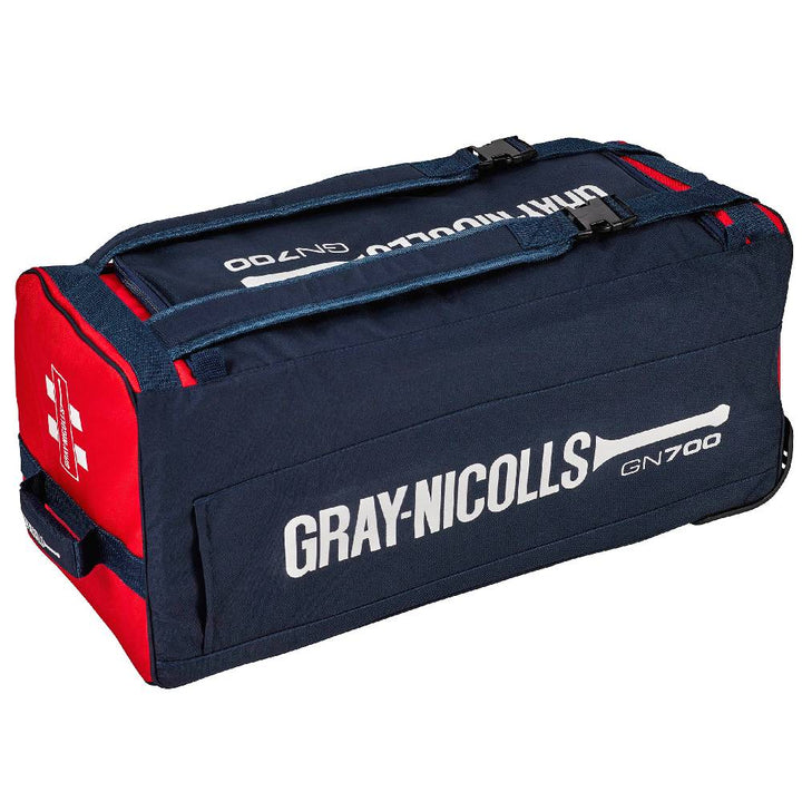 GRAY-NICOLLS 700 WHEEL BAG
