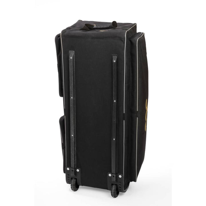 SCC CRICKET ASSASSIN PRO GEAR BAG BLACK/GOLD
