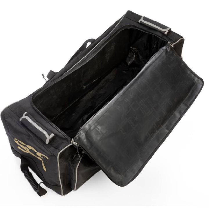 SCC CRICKET ASSASSIN PRO GEAR BAG BLACK/GOLD