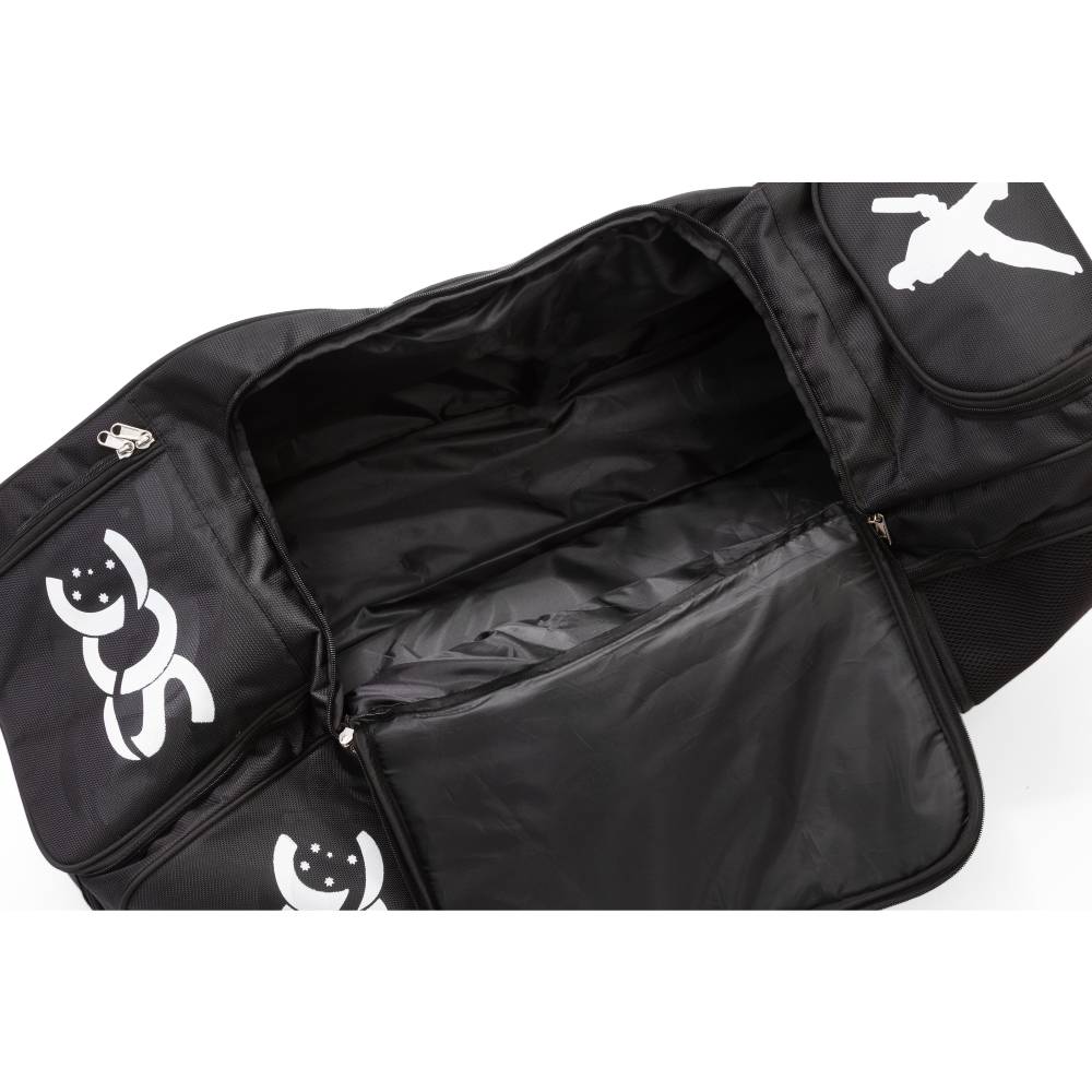 SCC CRICKET SWITCH DUFFLE GEAR BAG BLACK/WHITE