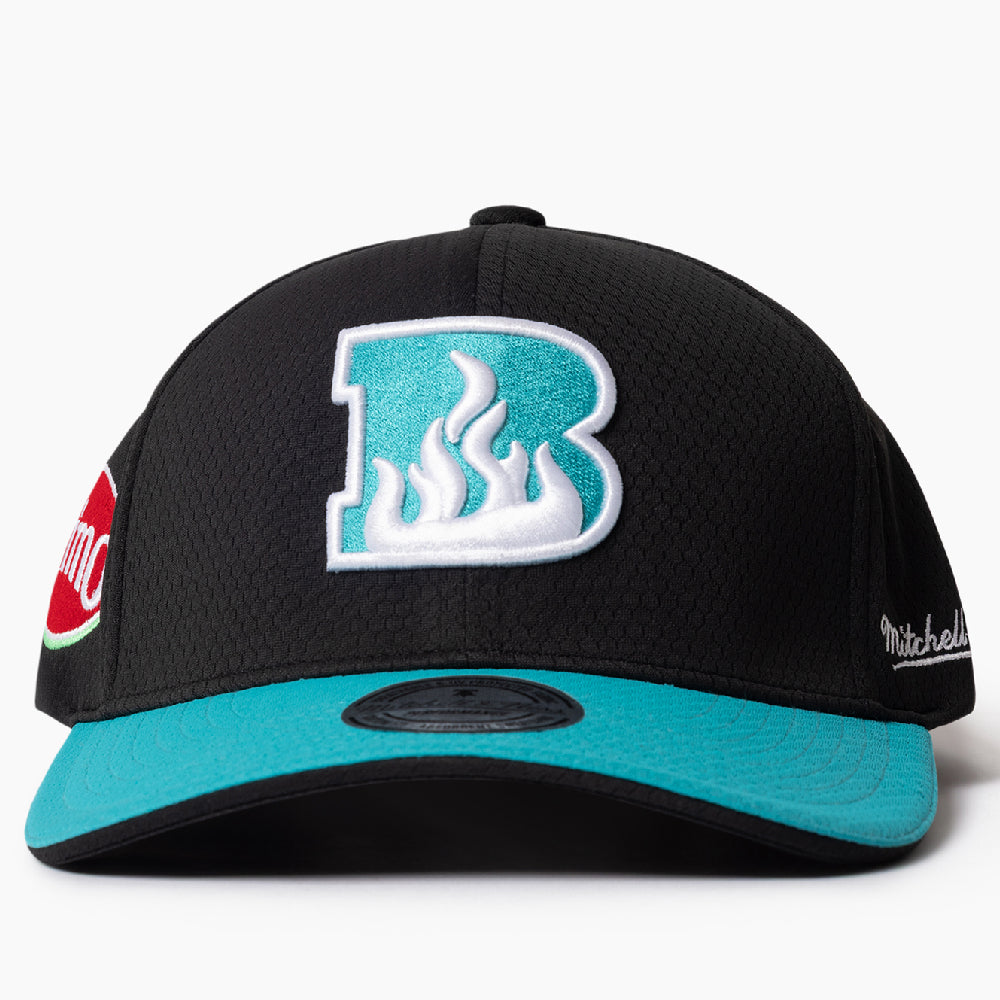 Black and teal baseball cap with the Brisbane Heat logo on a white background