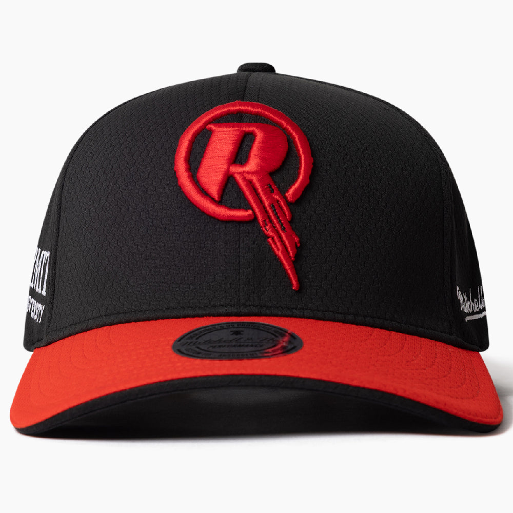 Black and red cap with the BBL15 Melbourne Renegades logo on the front.