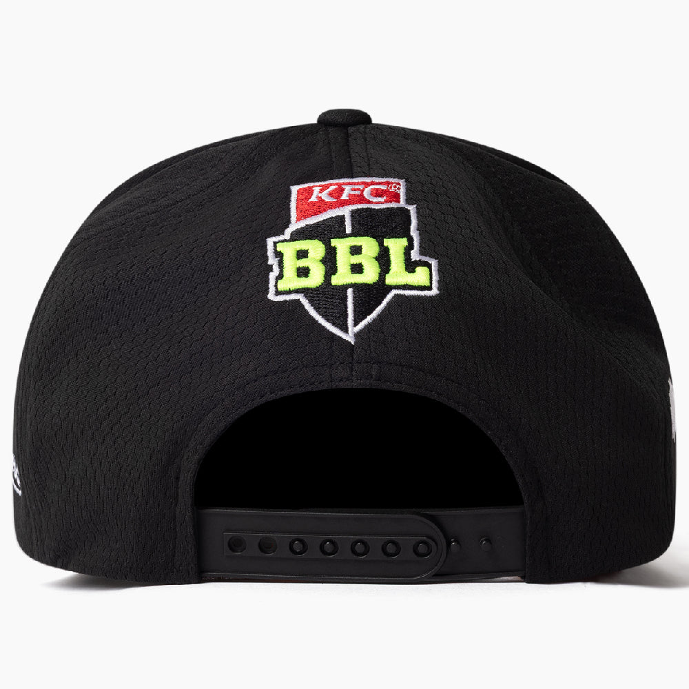 BBL15 Mitchell & Ness On Field Cap - MELBOURNE RENEGADES