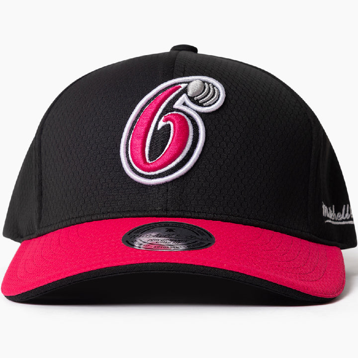 Black and pink BBL15 cap with The Sydney Sixers logo on a white background