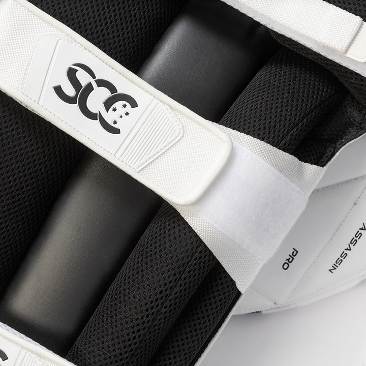 SCC CRICKET ASSASSIN PRO BATTING PADS