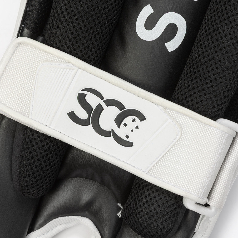 SCC CRICKET SWITCH 765 BATTING PADS