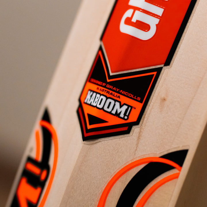 GRAY-NICOLLS KABOOM PREMIUM ENGLISH WILLOW CRICKET BAT